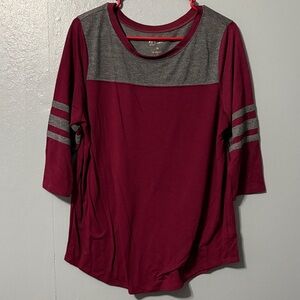 Arizona Jean Company Burgundy and Gray Long Sleeve Tee